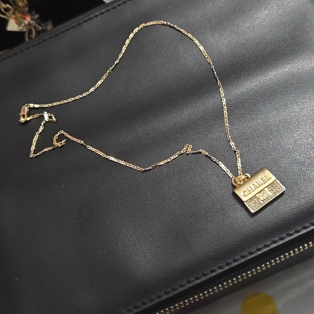 Necklace - Picture 2 of 3